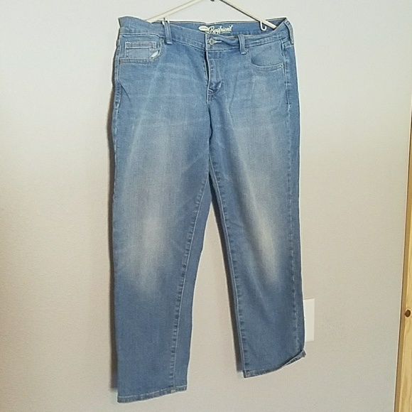 Old navy boyfriend capris - Picture 1 of 3